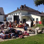 Schultaschen auf dem Weg nach Togo